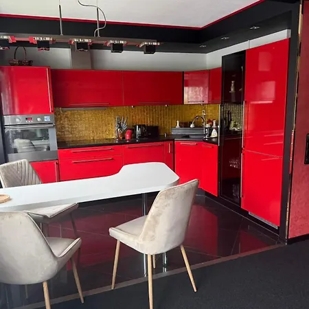 Aiavilja Red Pearl